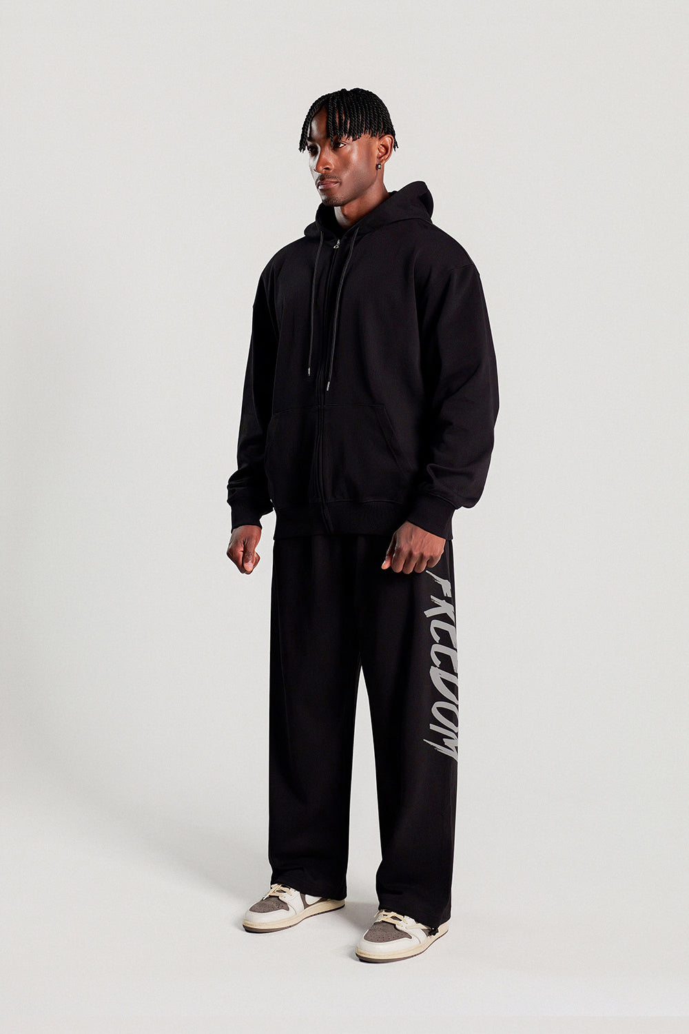 Back Logo Sweatpants (Black/Gray)