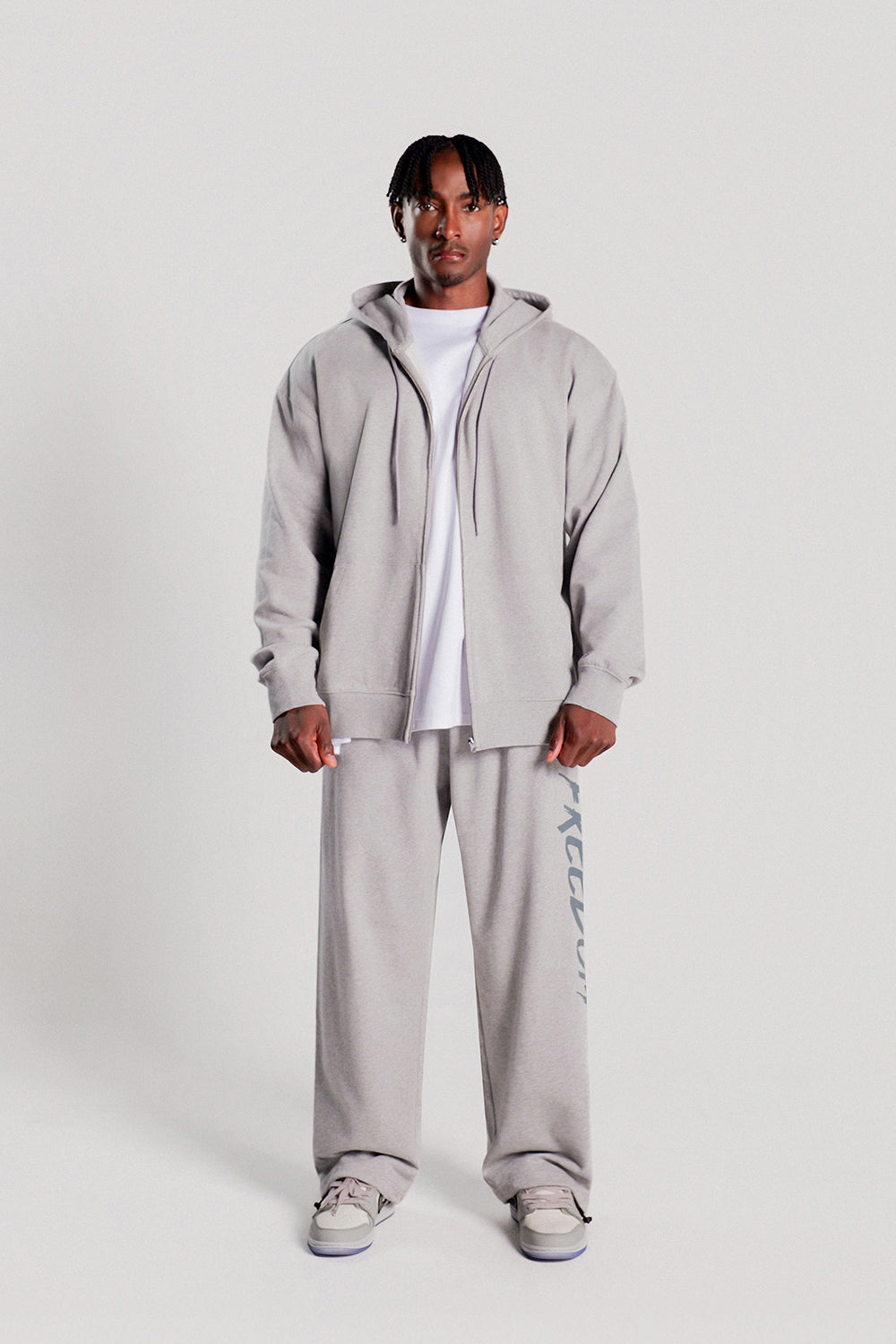 Back Logo Sweatpants (Gray)