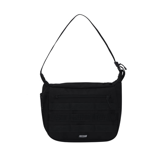 Freedom Sweep Medium Crossbody Bag 5L (Black)