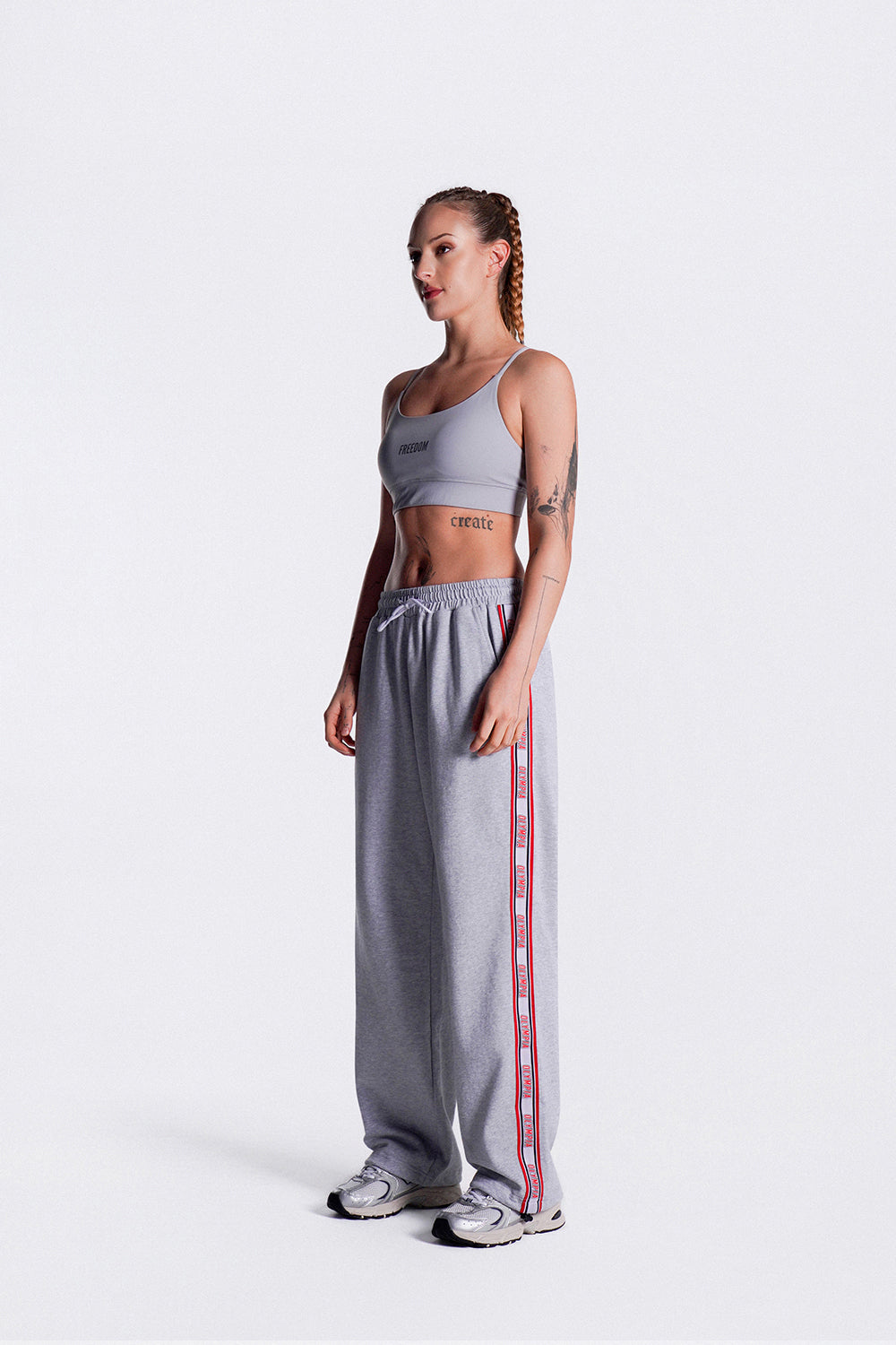 Olympia Lettering Sweatpants (Grey)