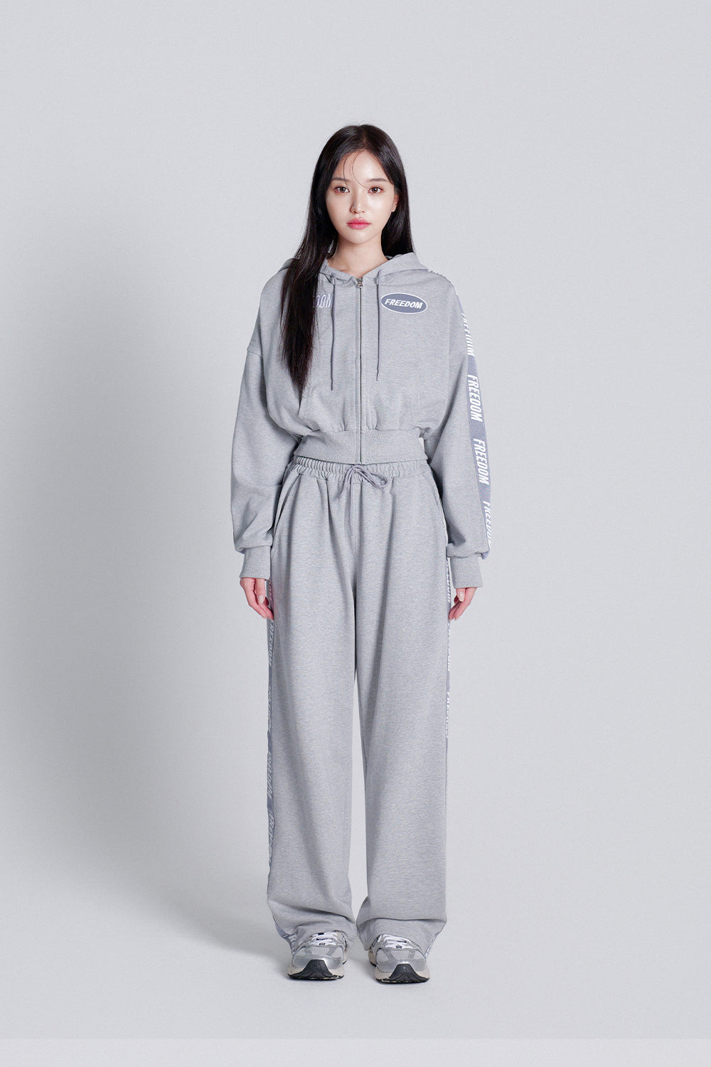 Women's Lettering Sweatpants (Gray)