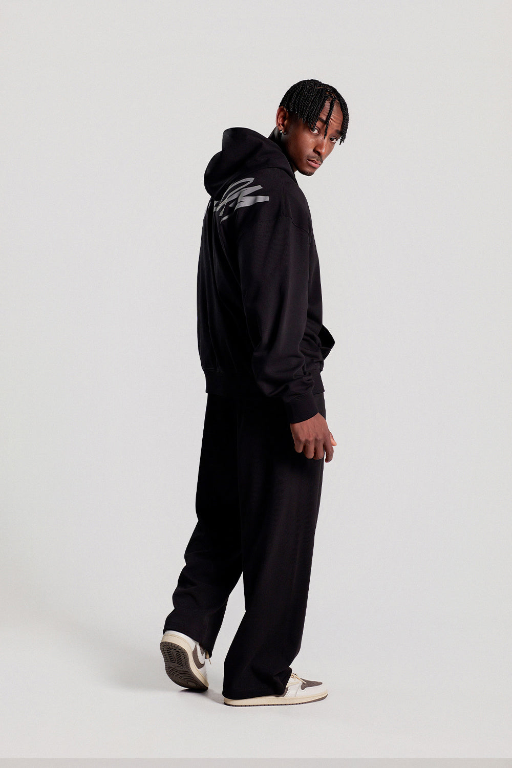 Back Print Hooded Zip-up (Black/White)