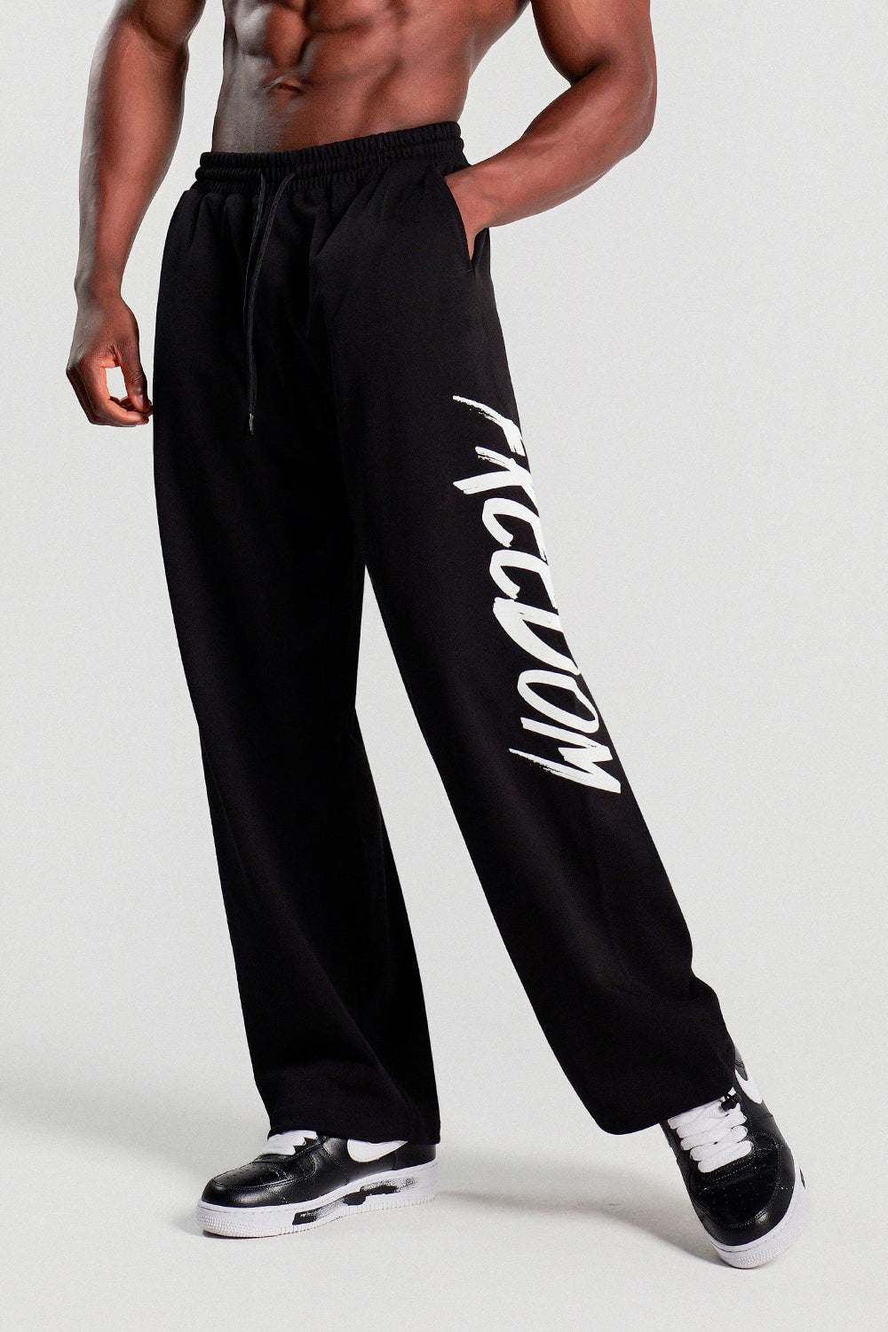 Back Logo Sweatpants (Black/White)