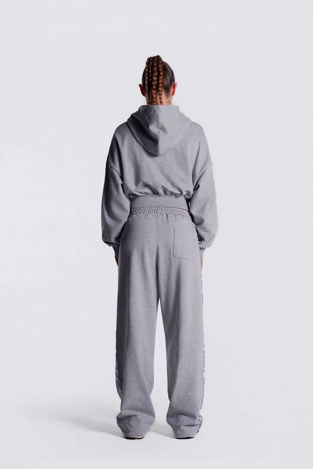 FREEDOM Women's Cropped Lettering Hooded Zip-Up (Gray)