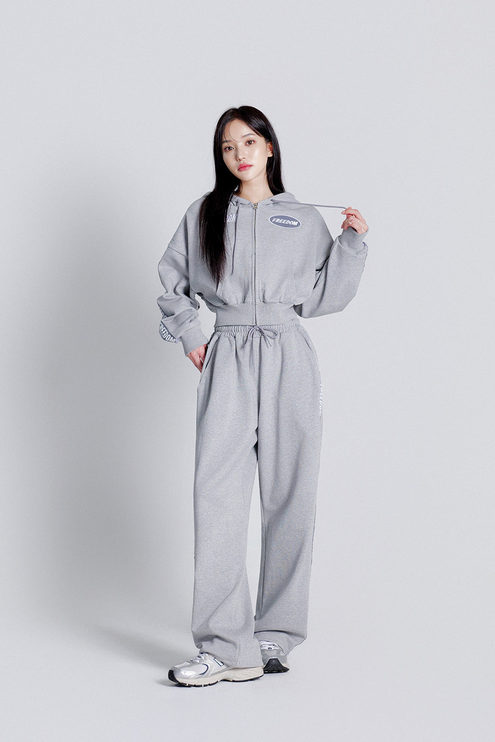FREEDOM Women's Cropped Lettering Hooded Zip-Up (Gray)
