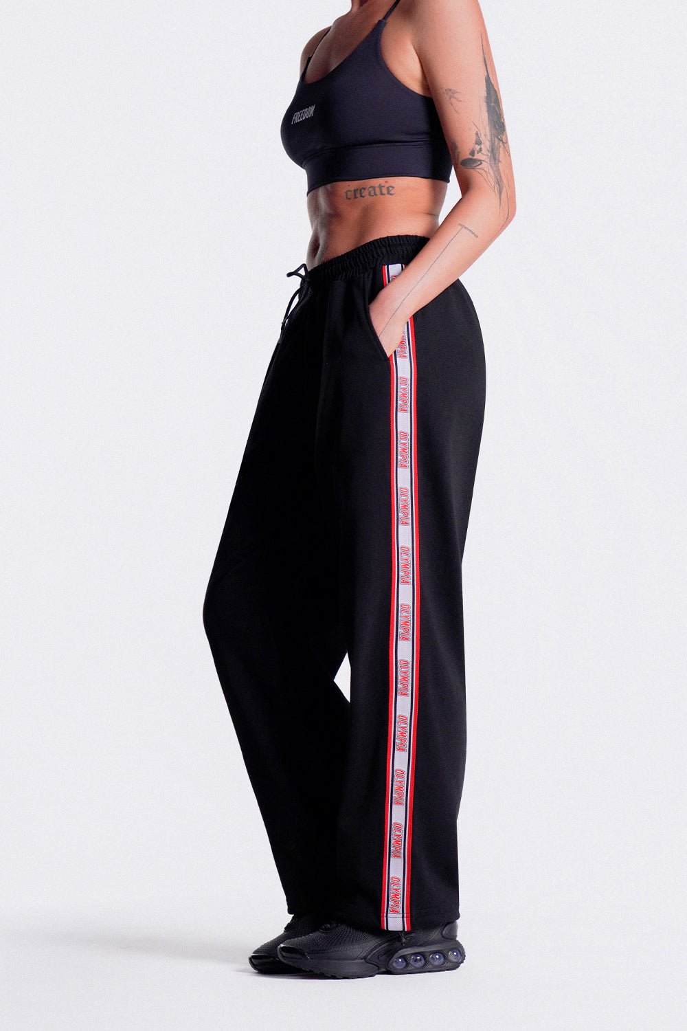Olympia Lettering Sweatpants (Black)