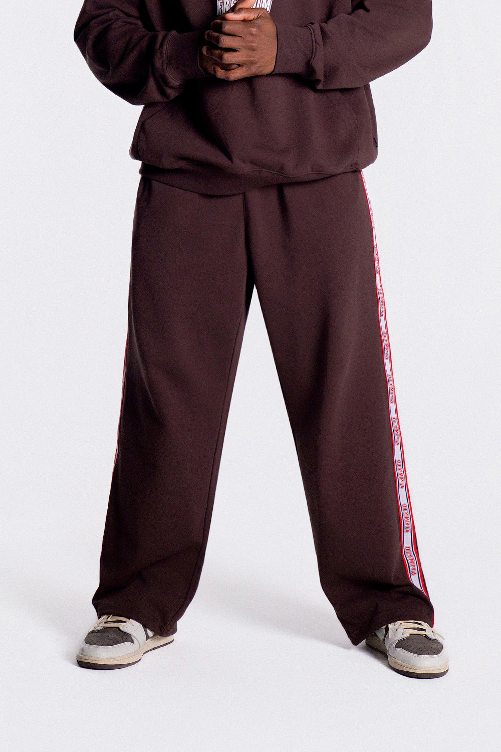 Olympia Lettering Sweatpants (Brown)