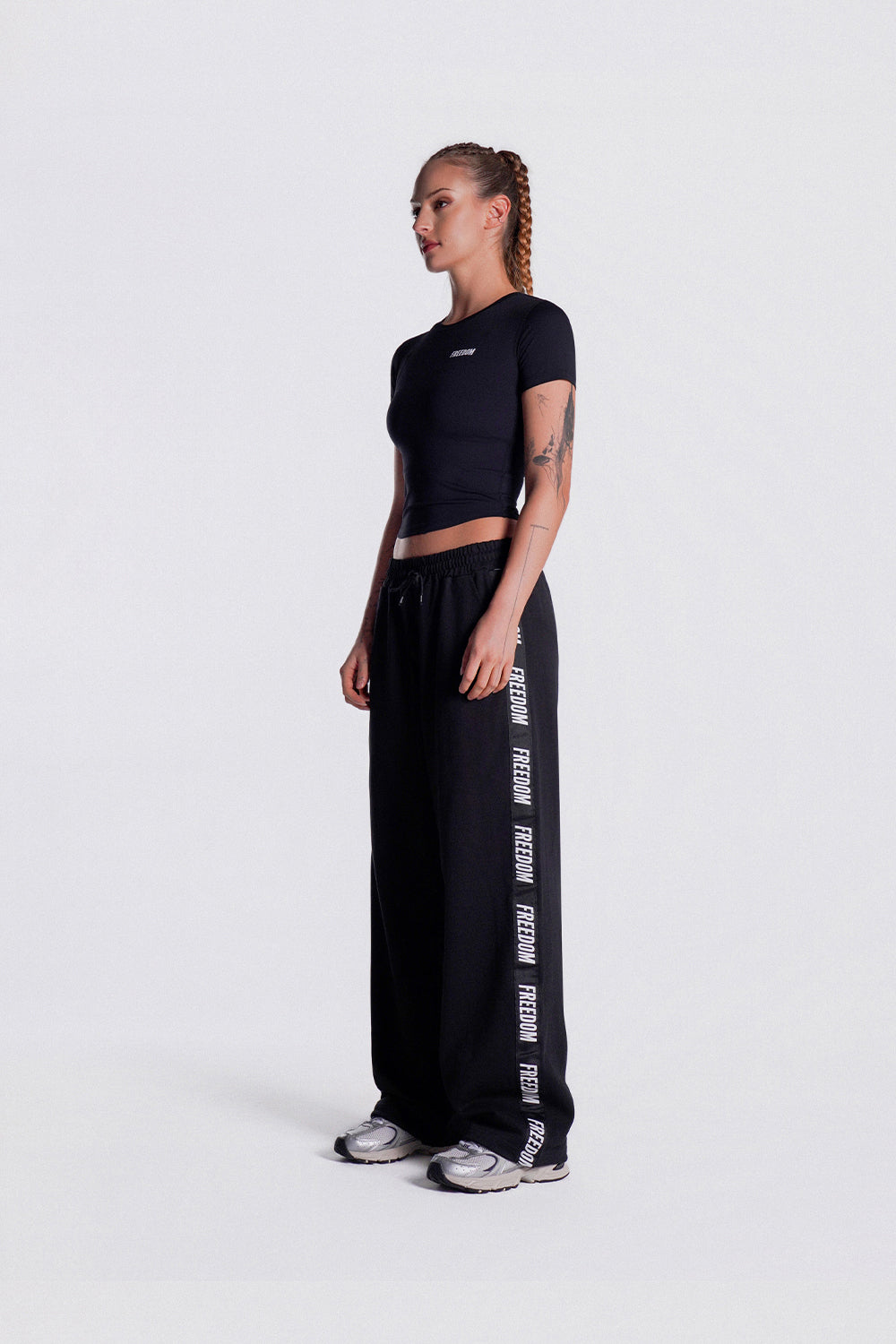 Women's Lettering Sweatpants (Black)